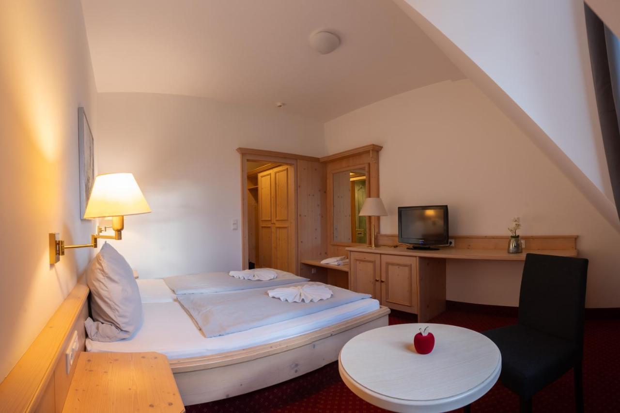 Deutenhof Hotel, Restaurant & Veranstaltung Bad Abbach Eksteriør bilde
